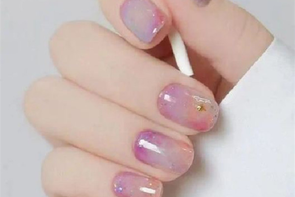 美甲建構有氣泡怎么處理 美甲建構怎么做