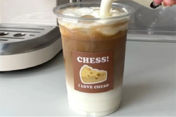 厚乳拿鐵和拿鐵的區別 厚乳拿鐵是什么味道