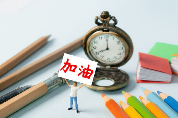 高?；貞?yīng)考生因航班延誤錯(cuò)過(guò)復(fù)試 考研復(fù)試需要準(zhǔn)備什么