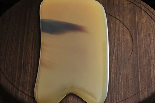 刮痧為什么要用精油 刮痧精油和按摩油的區別